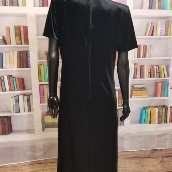 Sag Harbor Stunning Black Velvety Dress Size 12 - Picture 3 of 4